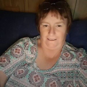 Meet your Posher, Leanne